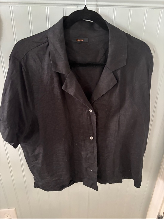 Quince Tops - Quince Women’s Short-Sleeve Button-Down Crop Shirt in Black